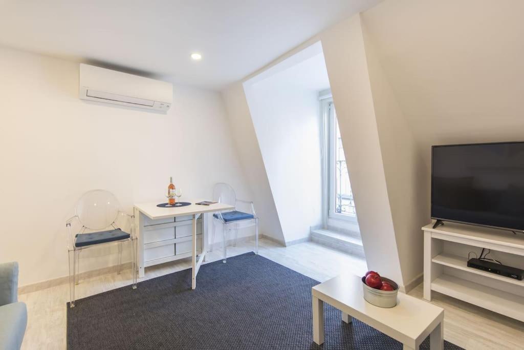 Ferienwohnung Duplex In Principe Real Lissabon Exterior foto